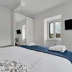 The Square Makarska, Lux App In The Heart Of The *