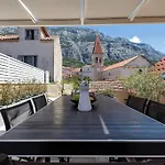 Apartmán The Square Makarska, Lux App In The Heart Of The *