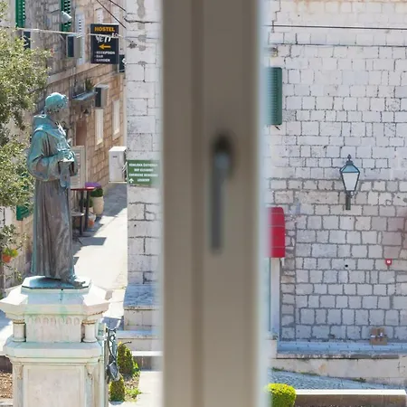 The Square Makarska, Lux App In The Heart Of The Apartmán