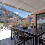 The Square Makarska, Lux App In The Heart Of The * マカルスカ