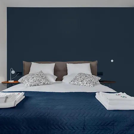 The Square Makarska, Lux App In The Heart Of The Apartment *