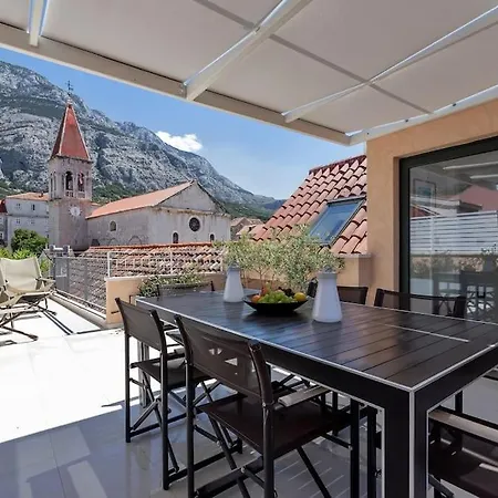 The Square Makarska, Lux App In The Heart Of The * Makarska