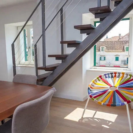 The Square Makarska, Lux App In The Heart Of The Apartment Makarska