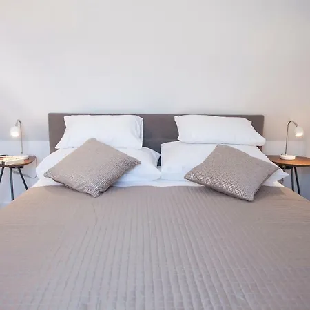 The Square Makarska, Lux App In The Heart Of The Apartment *