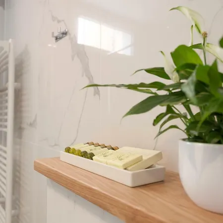 Apartment The Square Makarska, Lux App In The Heart Of The