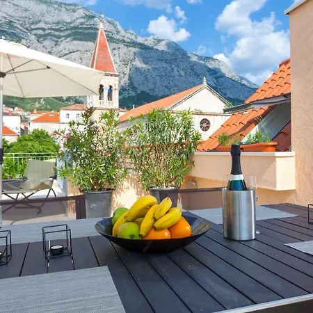 The Square Makarska, Lux App In The Heart Of The Apartament Makarska