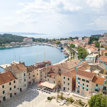The Square Makarska, Lux App In The Heart Of The