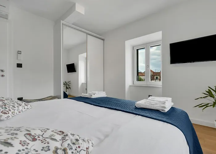 The Square Makarska, Lux App In The Heart Of The *