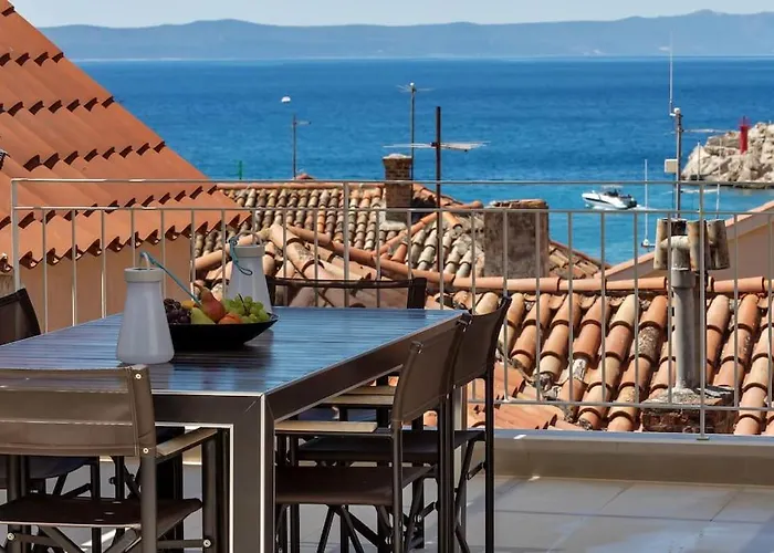 The Square Makarska, Lux App In The Heart Of The * Makarska