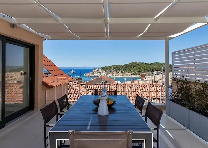 Апартаменти The Square Makarska, Lux App In The Heart Of The *