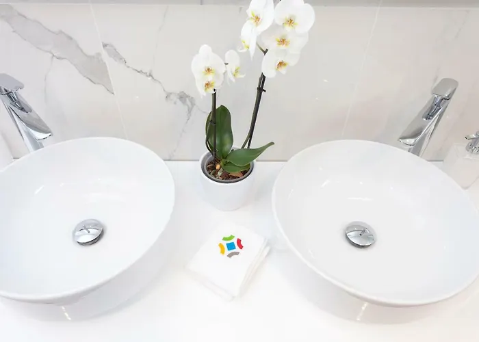 The Square Makarska, Lux App In The Heart Of The