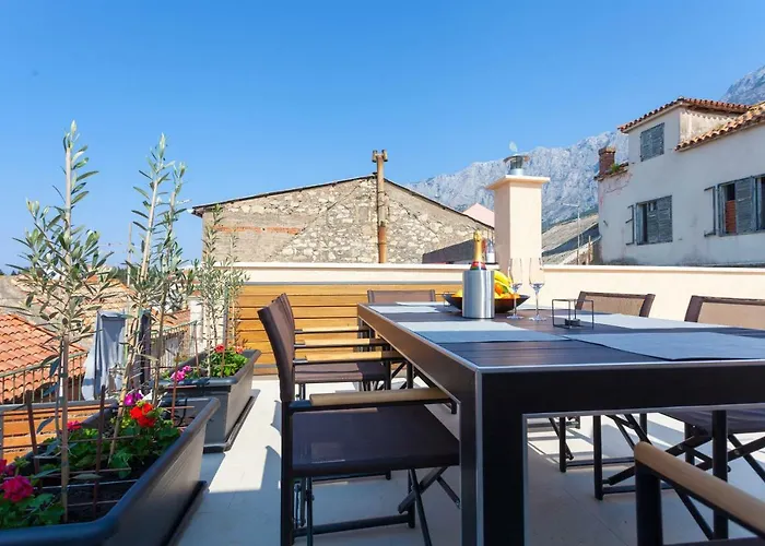 The Square Makarska, Lux App In The Heart Of The דירה *