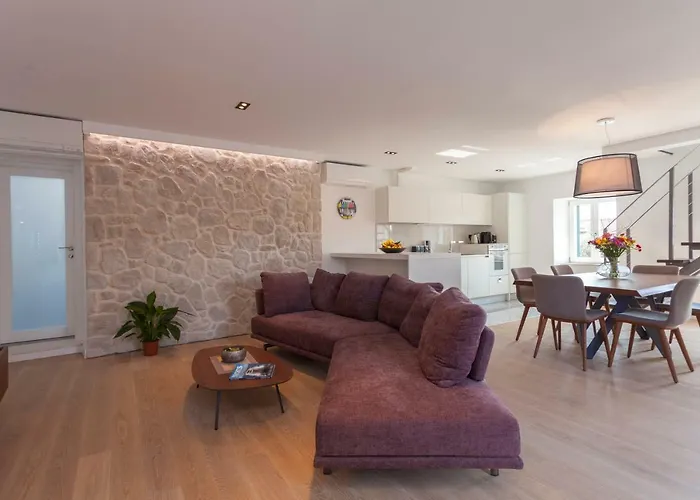 The Square Makarska, Lux App In The Heart Of The Makarska