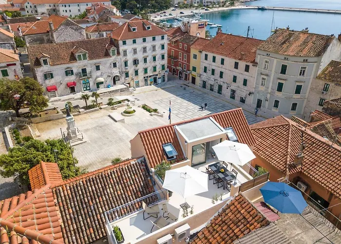 דירה The Square Makarska, Lux App In The Heart Of The