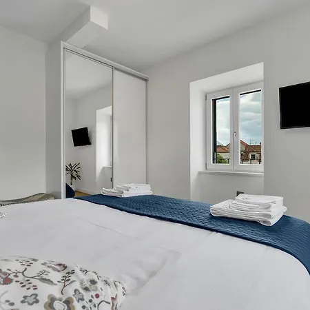 The Square Makarska, Lux App In The Heart Of The *