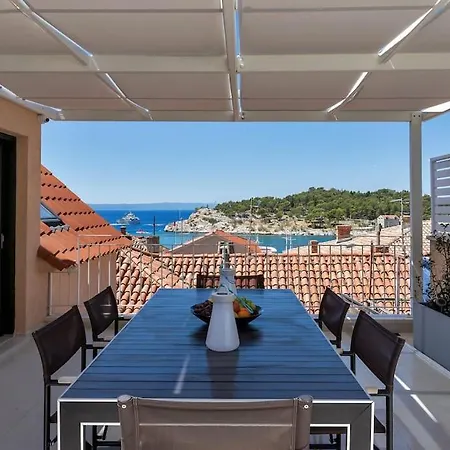 Appartamento The Square Makarska, Lux App In The Heart Of The *