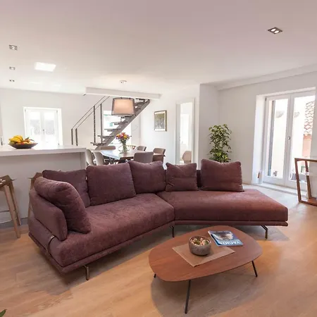 The Square Makarska, Lux App In The Heart Of The Appartamento Makarska